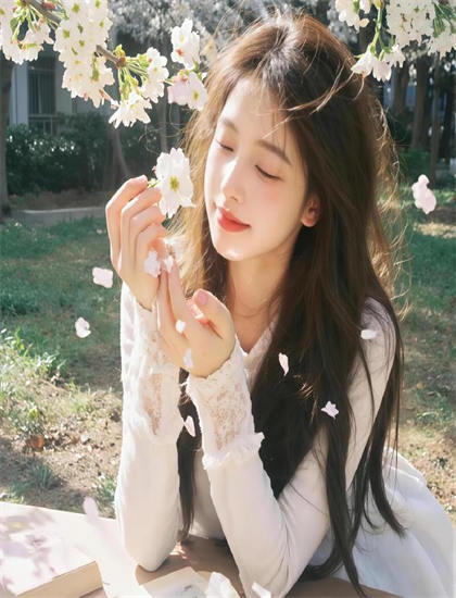 B站暴躁少女CSGO视频-樱花草中文在线观看高清视频