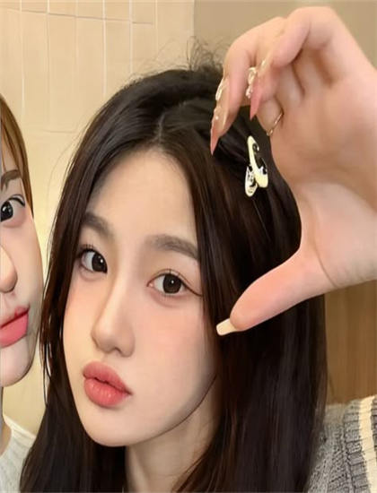 文化的探索《无名英雄从敌后到敌后》的奥秘：隐藏细节与深层意义